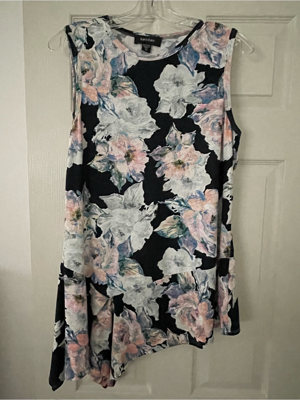 Karen Kane Deep Navy Floral Print Sleeveless Top